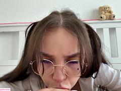 Cumshot on petite facial teen