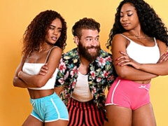 Жопа, Минет, Собачьи, Черненькие, Секс без цензуры, Межрасовый секс, Лизание, Молоденькие