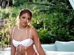 Bikini, Rubia, Penetracion con dedos, Piscina, Coño, Solo, Calientapollas, Tetas