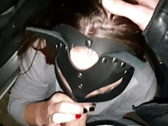 素人, 茶髪の, 車, イく瞬間, 手コキする, 公共, ロシア人, スペルマ