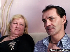 Grosse titten, Blondine, Blasen, Behaart, Hardcore, Muschi, Realität, Flotter dreier