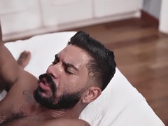 Anal, Lécher le cul, Grosse bite, Noire, Noir ébène, Homosexuelle, Fille latino, Tatouage