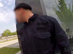 Arsch, Tschechisch, Schwanz, Mutti, Realität, Ablutschen, Flotter dreier, Uniform