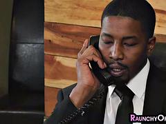 Grosse bite, Rondelette, Noir ébène, Érotique, Lingerie, Bureau, Secrétaire, Nénés