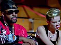 Gros seins, Célébrité, Européenne, Masturbation