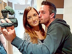 Blasen, Braunhaarige, Lecken, Pov, Muschi, Strümpfe, Jungendliche (18+), Spielzeuge