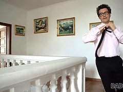 美人, ブロンド, フェラチオ, エロ熟女, なめる, 淫乱熟女, オマンコ, 義母