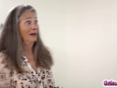 Brunette brune, Doigter, Hd, Interracial, Embrassement, Rasée, Adolescente, Nénés