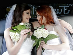 Muñeca, Besar, Lesbiana, Masturbación, Coño, Medias largas, Strapon, Juguetes