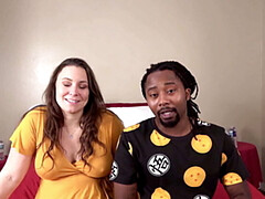 Grosser schwanz, Grosse titten, Schwarz, Blondine, Schwanz, Hundestellung, Handjob, Milf