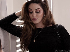 Crystal Taylor and Maddy May licking with great pleasure