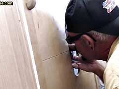 Gloryhole DILF analbanged by teen