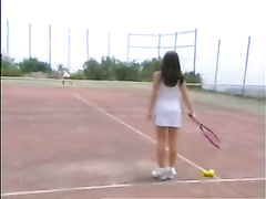 Пальцем
