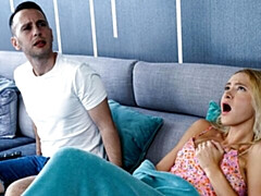 Grosser arsch, Grosser schwanz, Blondine, Blasen, Natürlichen titten, Rasiert, Jungendliche (18+), Titten