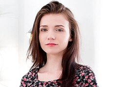 Leie, Hundestellung, Lecken, Natürlichen titten, Muschi, Dürr, Jungendliche (18+), Titten