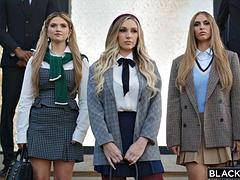 Grosser schwanz, Grosse titten, Blasen, Schwarz, Gruppensex, Gruppe, Handjob, Interrassisch