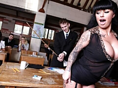 Grote kont, Grote lul, Grote mammen, Pijpbeurt, Hondjeshouding, Moeder die ik wil neuken, Lerarin, Tieten likken