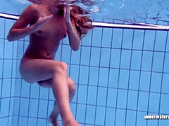 Braunhaarige, Behaart, Hd, Natürlichen titten, Pool, Muschi, Russisch, Solo