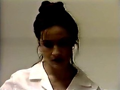 Lilli Xene Executive Whipping