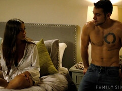 Grote mammen, Pijpbeurt, Bedriegen, Sperma in gezicht, Gezin, Likken, Kut duiken, Kort haar