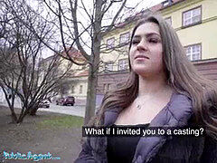 Leie, Blasen, Braunhaarige, Spermaladung, Öffentlich, Realität, Jungendliche (18+)