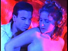 Cul, Sucer une bite, Club, Tir de sperme, En levrette, Hard, Monstre, Orgie