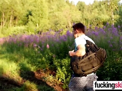 18, なめる, 小柄, 公共, オマンコ, ガリガリ, ティーン, オッパイの