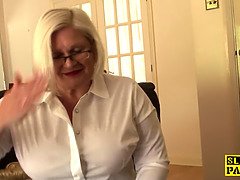 Mooie dikke vrouwen, Grote kont, Grote mammen, Brits, Omie, Rijpe lesbienne, Schreeuwen, Kousen