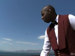 Anal, Brunette brune, Tir de sperme, Faciale, Interracial, De plein air, Plan cul à trois