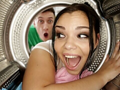 アナル, 浴室, デカパイ, フェラチオ, 茶髪の, バック, 指いじり, ティーン