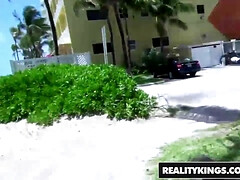 Femme couguar, Embrassement, Lesbienne, Léchez, Réalité, Chaussettes, Fils, Adolescente