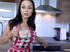 Grosse titten, Blasen, Reif, Milf, Mutti, Realität, Schreiend, Stiefmutter