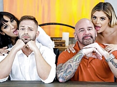 Culo grande, Verga grande, Tetas grandes, Mamada, Estilo perrito, Cuadrupleta, Madres para coger, Tetas