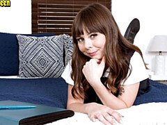 18, 茶髪の, 指いじり, ショートヘア, ガリガリ, 一人, ストリッピング, ティーン