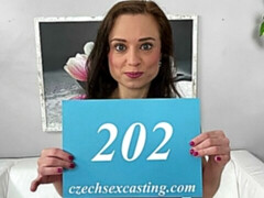 Grosser schwanz, Blasen, Hundestellung, Natürlichen titten, Zierlich, Rasiert, Dürr, Titten