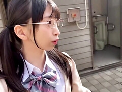 Aziatisch, Bruinharig, Sperma, Groep, Japaans, Kousen, Tiener, Tieten likken