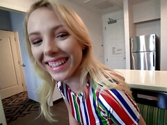 Chambre à dormir, Gros cul, Blonde, Preservatif, En levrette, Pov, Rasée, Tabou