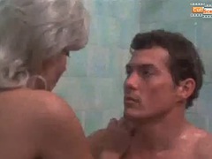Milf, Dusche