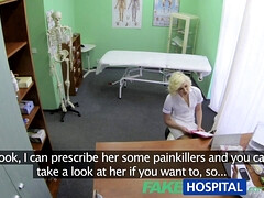 Braunhaarige, Tschechisch, Fingern, Hd, Lecken, Krankenschwester, Muschi, Realität