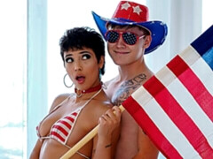 Leie, Grosser schwanz, Grosse titten, Braunhaarige, Behaart, Kurzes haar, Dürr, Badeanzug