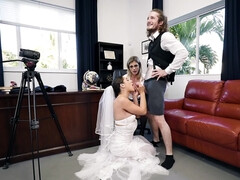 Nerdy therapist Cory Chase watches patient fucking bride's ass