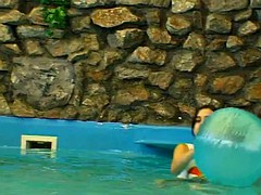 Nana, Lesbienne, Piscine, Jouets