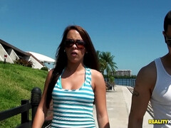 Anaal, Kont, Badpak, Pijpbeurt, Sperma shot, Latijnse vrouw, Buiten, Klein