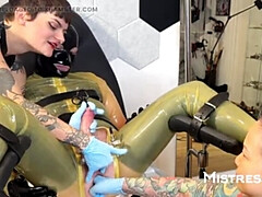 Leie, Sadomasochismus, Weibliche domination, Hd, Latex, Herrin, Gummi, Kurzes haar