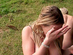 Británico, Corridas, Al aire libre, Trio