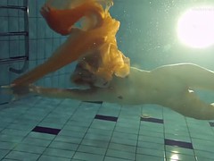 Europees, Biljart, Alleen, Tieten likken, Onderwater