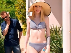 Bikini, Blonde, Sucer une bite, En levrette, Branlette thaïlandaise, Chatte, Rasée, Adolescente