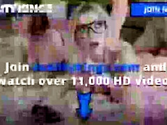 Sucer une bite, Queue, En levrette, Faciale, Petite femme, Chatte, Chevaucher, Nénés