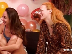 Amateur, Pieds, Jeux, Allemand, Lesbienne, Léchez, Fête, Rousse roux