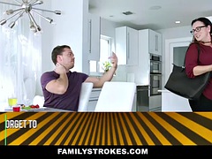 Enthousiasteling, Lieveling, Pijpbeurt, Sperma in gezicht, Vingeren, Hardcore, Tiener, Trio